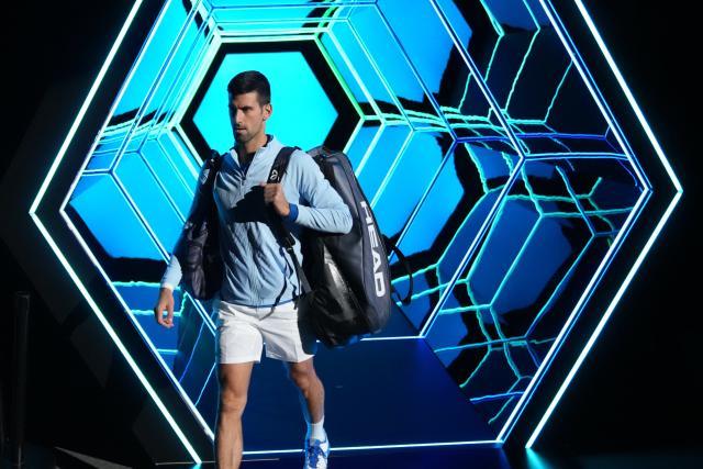 足球比分直播-德约巴黎大师赛豪取11连胜 八强再战00后穆塞蒂