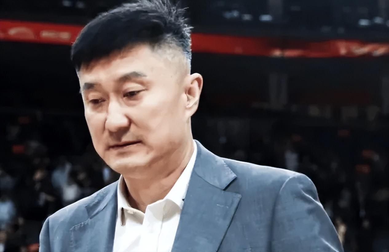 胜同曦发布会！杜锋认可防守，赞同曦多人！焦泊乔提下半场回暖！